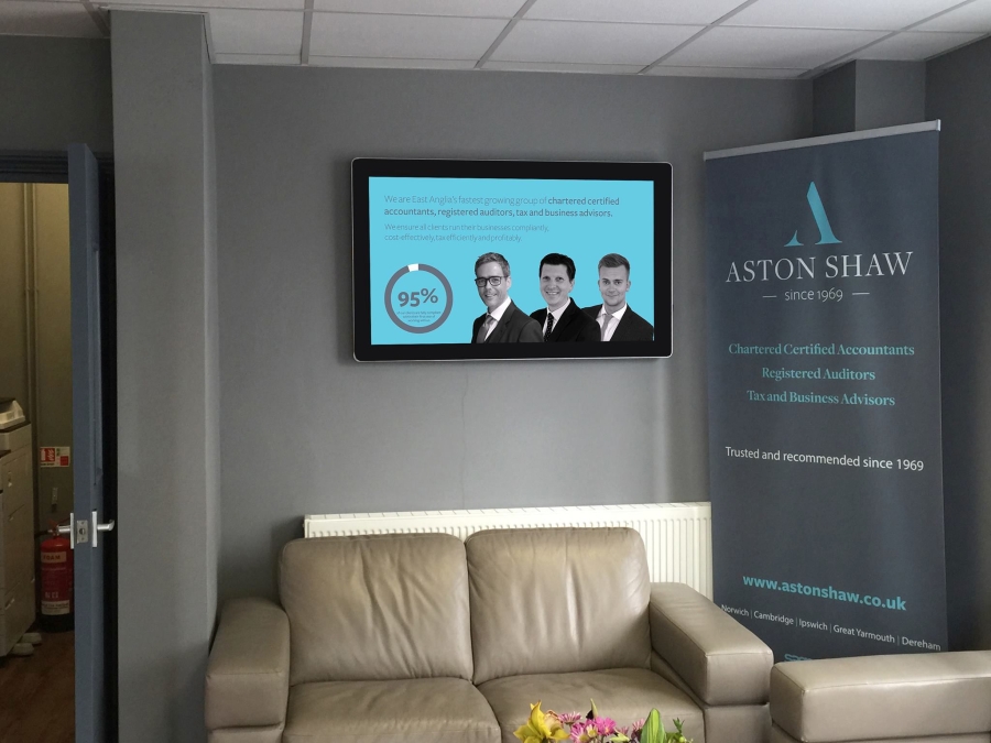 reception digital screen